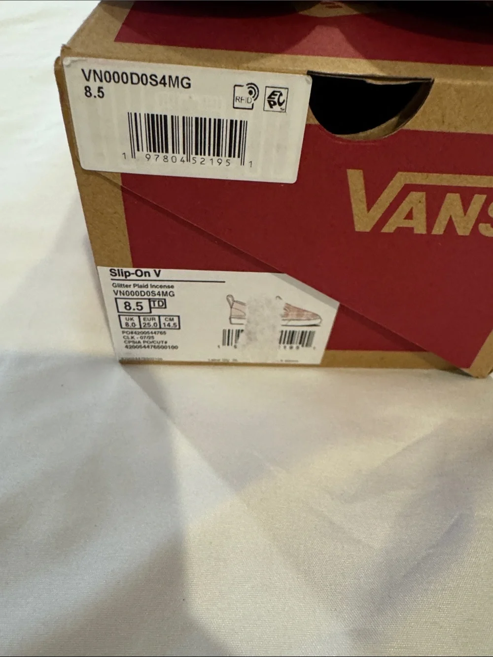 Vans Kids Slip-On V Sneakers in Gold Glitter and Pink Plaid 8.5 Toddler